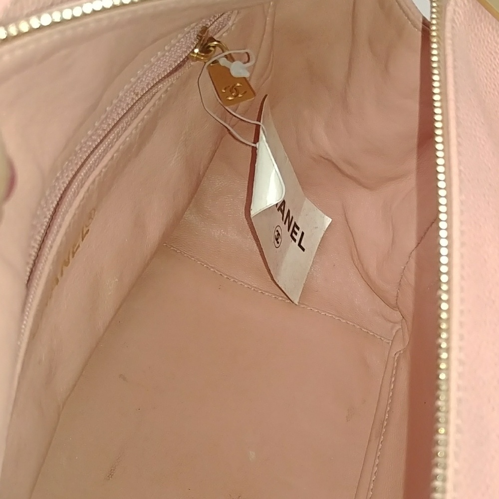 🎉HPx2🎉CHANEL Pink Caviar Petite Timeless Tote - Picture 6 of 15